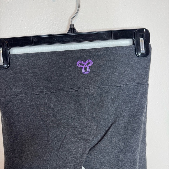 Aritzia TNA Heathered Gray Leggings - Picture 7 of 8